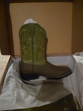 Justin Boots Two-Tone Olive Green And Brown Western Cowboy Boots